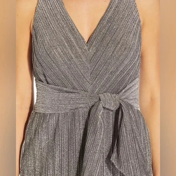 NWT Adrianna Papell Metallic Dark Silver Tie Waist Jumpsuit Size 2 Petite - Picture 3 of 3